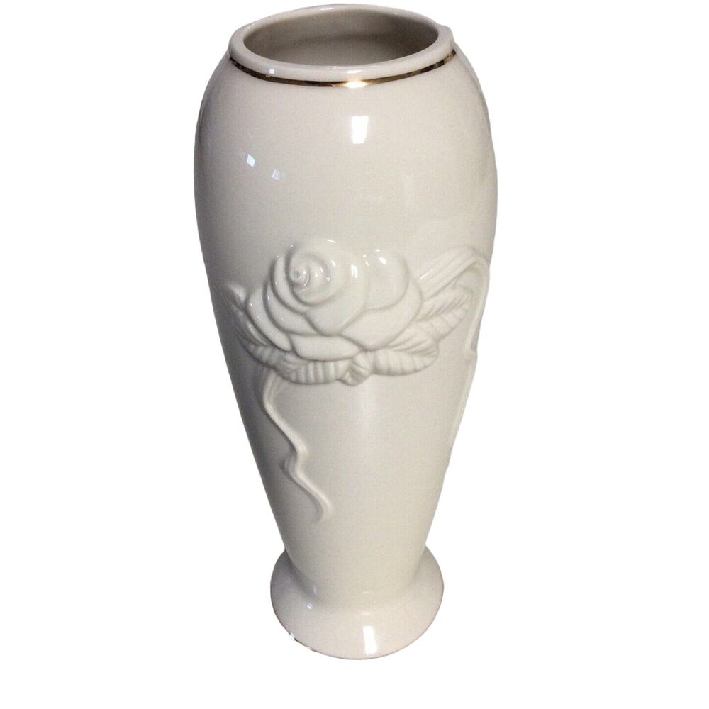 Lenox Vintage Bud Vase Porcelain with Gold Trim 7.5" x 3"